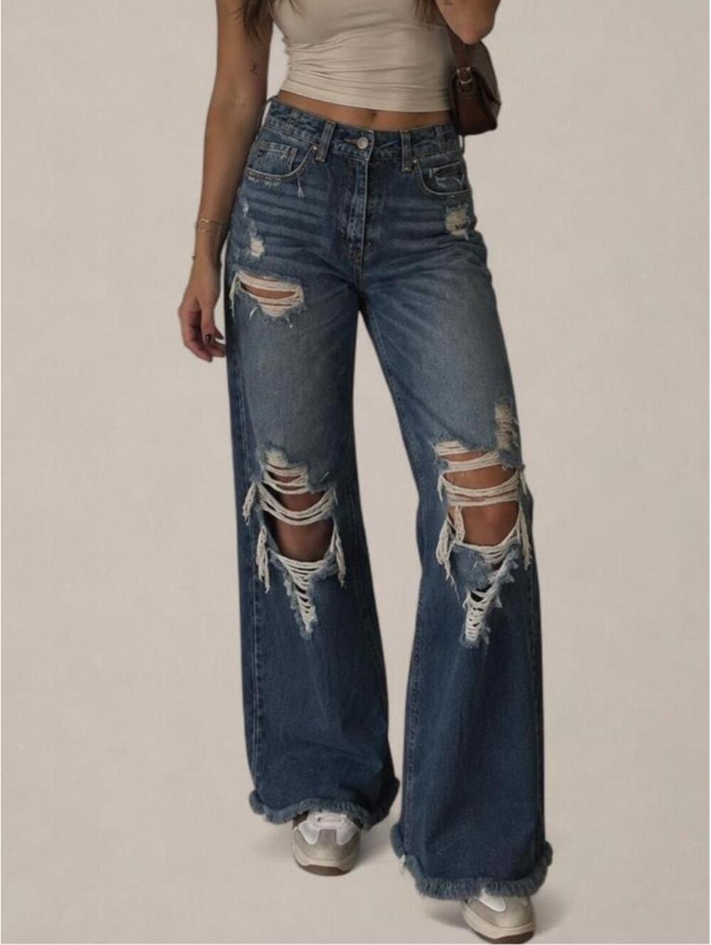 KanCan distressed wide leg jeans 🖤